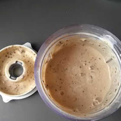 Kefir z suszonymi śliwkami